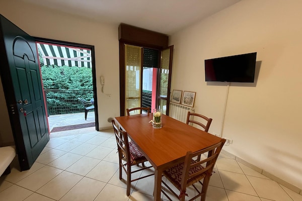 Foto van Rosolina Mare Centraal Appartement met Zwembad - Vakantiehuis in Rosolina Mare - DiningRoom
