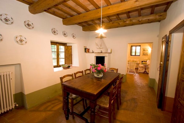 Foto van Ruim huis met zwembad - Vakantiehuis in Brisighella - DiningRoom