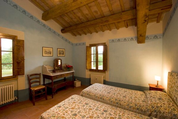 Foto van Ruim huis met zwembad - Vakantiehuis in Brisighella - BedRoom