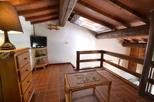 Foto van Romola Retreat: Toscaanse ontsnapping - Vakantiehuis in Montaione - LivingRoom