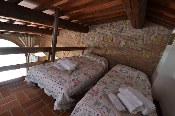 Foto van Romola Retreat: Toscaanse ontsnapping - Vakantiehuis in Montaione - BedRoom