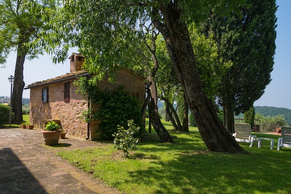 Foto van Romola Retreat: Toscaanse ontsnapping - Vakantiehuis in Montaione - GardenSummer