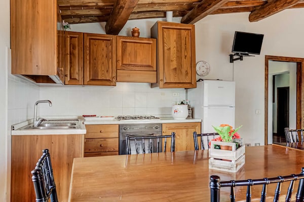 Foto van Rustiek Toscaans stenen huis - Vakantiehuis in Gambassi Terme-Fi - Kitchen