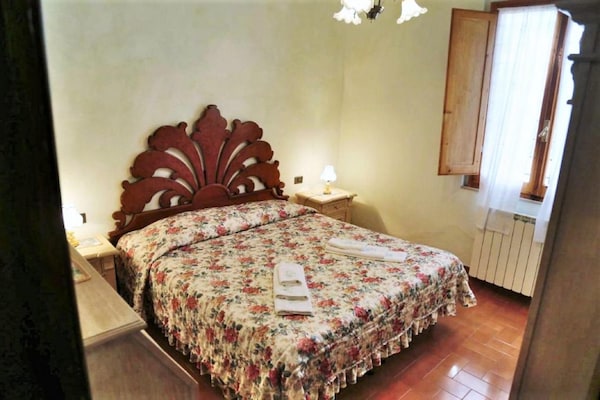 Foto van Charmante Toscaanse retraite - Vakantiehuis in Gambassi Terme (FI) - BedRoom