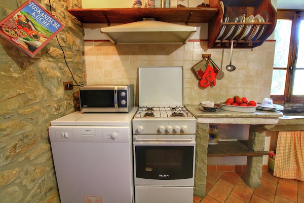 Foto van Opvallende boerderij, Ortignano - Vakantiehuis in Ortignano - Kitchen