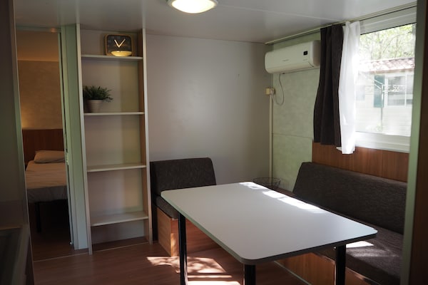 Foto van Stacaravan met eigen veranda in Toscane - Vakantiehuis in Capannole - Kitchen