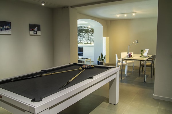 Foto van Villa in Cortona met zwembad - Vakantiehuis in Cortona - RecreationRoom