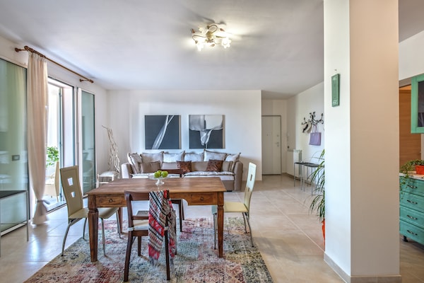 Foto van Prachtig verblijf in Tavullia - Vakantiehuis in Tavullia - LivingRoom