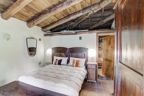 Foto van Familieverblijf in de molen met barbecue - Vakantiehuis in Roccafluvione - BedRoom