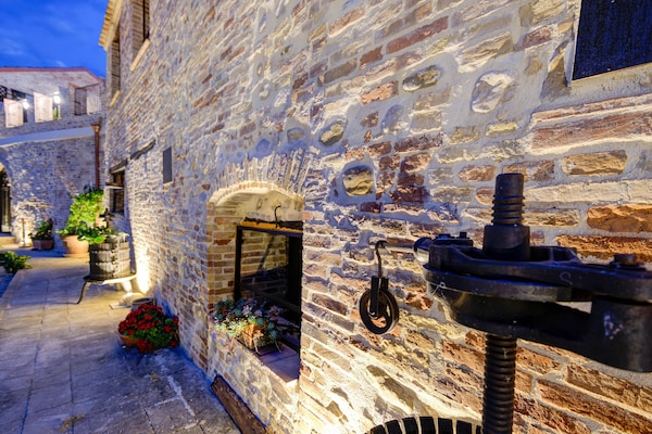Foto van Monumentaal vakantiehuis in de heuvels van Abruzzo - Ambiance