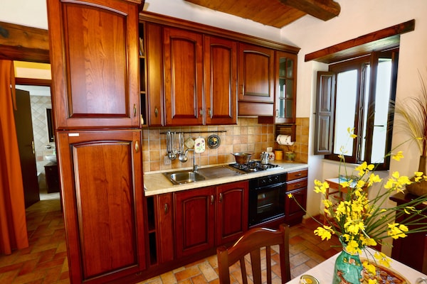 Foto van Huisje in Bomba bij Meer Bomba - Vakantiehuis in Bomba - Kitchen