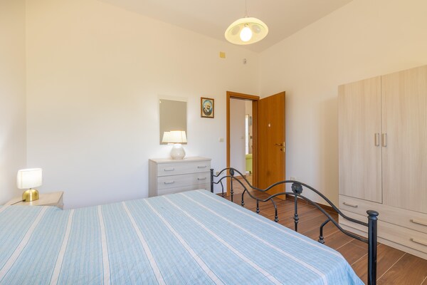 Foto van Verblijf in Sunny Garden in Taviano - Vakantiehuis in Taviano - BedRoom