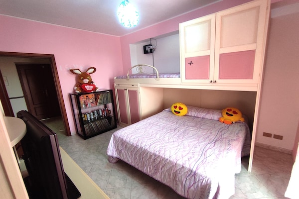 Foto van Villa met uitzicht op de Etna, tuin en zwembad - Vakantiehuis in Santa Venerina - BedRoom