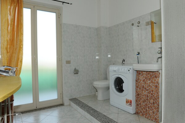 Foto van Villa met uitzicht op de Etna, tuin en zwembad - Vakantiehuis in Santa Venerina - BathRoom