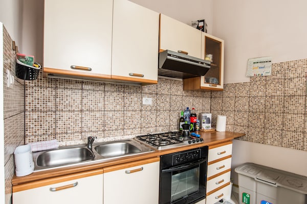 Foto van Gezellig appartement in een prachtige omgeving. - Vakantiehuis in Fiumefreddo - Kitchen