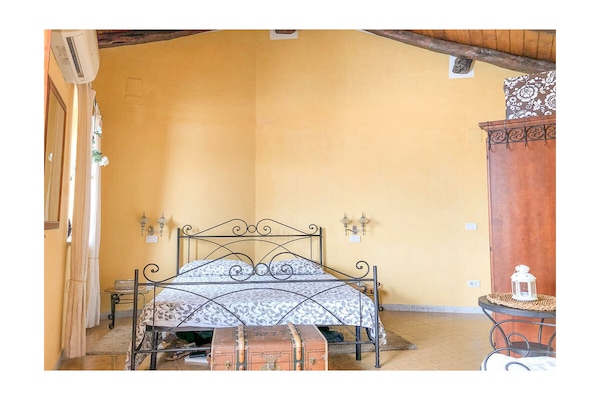 Foto van Borgo al Costa IV - Vakantiehuis in Rodi Milici - Untagged