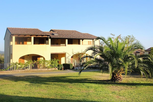 Foto van Residentie Le Corti di Montepitti, Suvereto - Vakantiehuis in Suvereto - ExteriorSummer