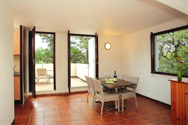 Foto van Appartement in Moriani-Plage met terras - Vakantiehuis in Poggio-Mezzana - LivingRoom