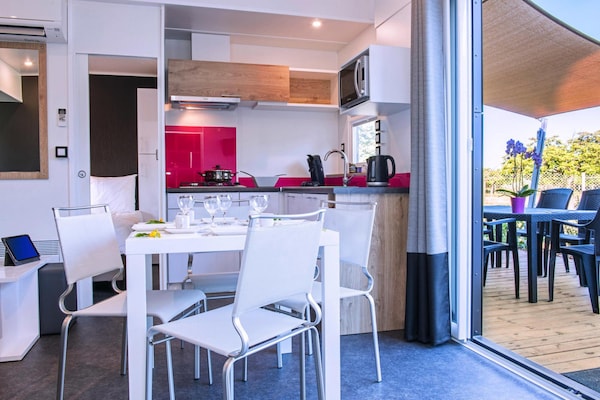 Foto van Stacaravan op Domaine Les Mûriers - Vakantiehuis in Vendres-Plage - Kitchen