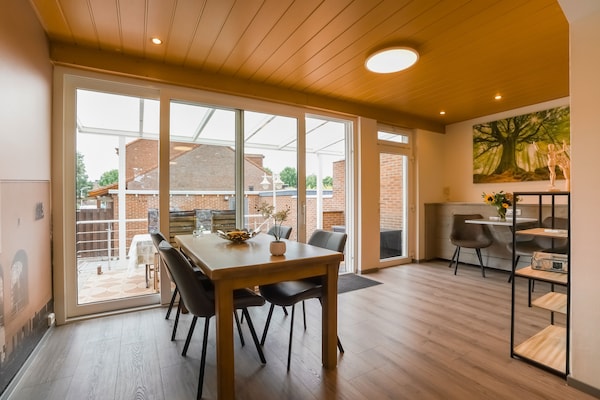 Foto van Verblijf bij Tuin, Limburg - Vakantiehuis in Kerkrade - DiningRoom