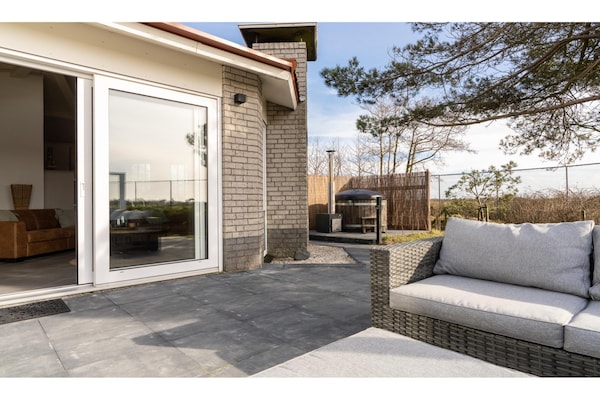 Foto van Vakantiehuis op Ameland bij Golfbaan - Vakantiehuis in Hollum - TerraceBalcony