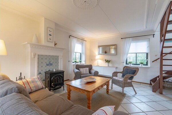 Foto van De Buitenplaats 62 in Callantsoog voor 6 personen - Vakantiehuis in Callantsoog - LivingRoom