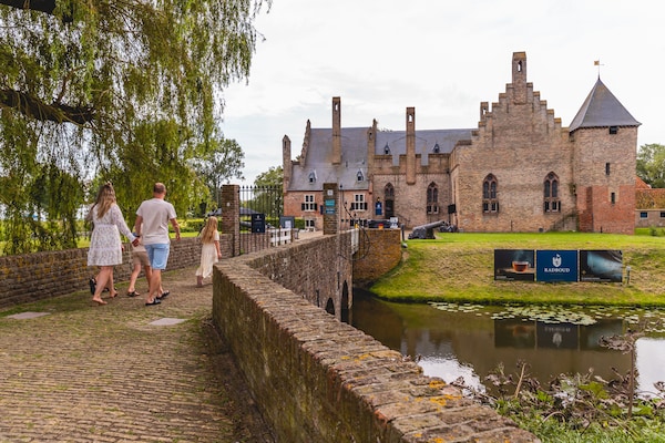 Foto van Vakantiewoning in Andijk met eigen vissteiger - Vakantiehuis in Andijk - AreaSummer5KM