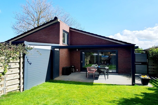 Foto van Bungalow in Dirkshorn met tuin - Vakantiehuis in Dirkshorn - Untagged