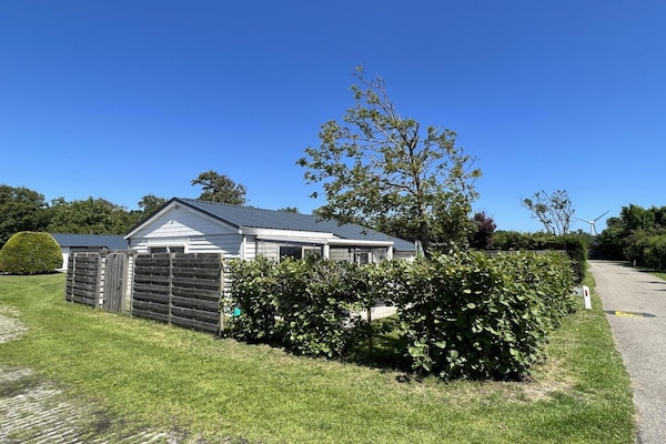 Foto van Comfortabele bungalow voor 4 personen - Vakantiehuis in Sint Maartenszee - AreaSummer1KM