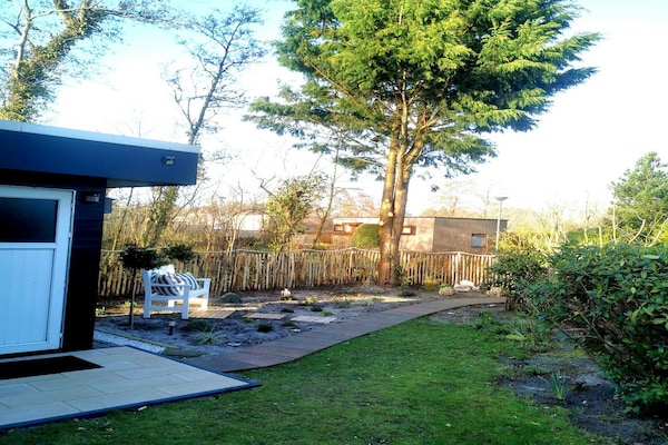 Foto van Uitnodigende bungalow met privétuin - Vakantiehuis in Sint Maartenszee - ViewSummer