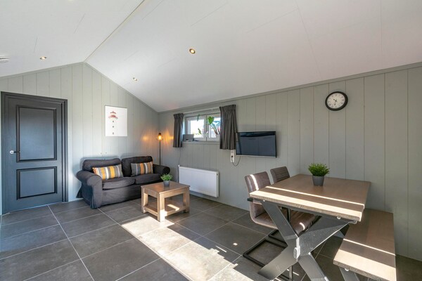 Foto van Strandhuis bij Callantsoog Duinen - Vakantiehuis in Groote Keeten - LivingRoom