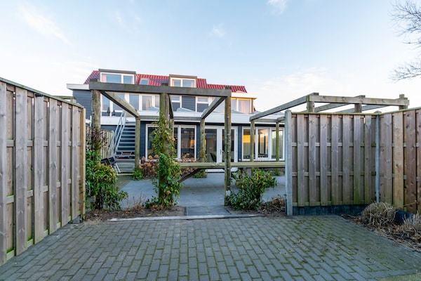 Foto van Groepsreisje Callantsoog | Strand - Vakantiehuis in Callantsoog - HallReception