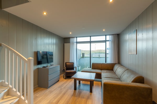 Foto van Groepsreisje Callantsoog | Strand - Vakantiehuis in Callantsoog - LivingRoom