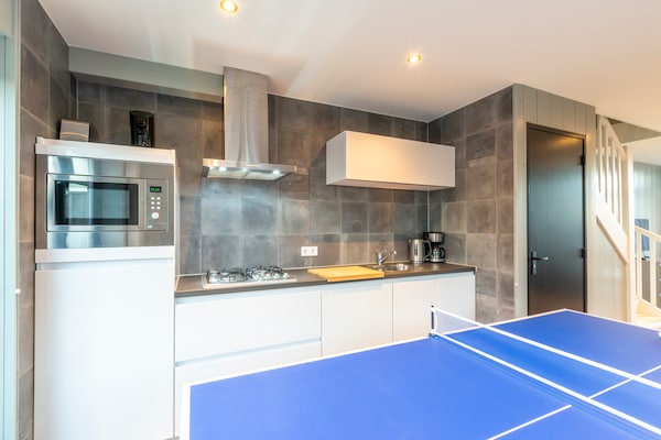 Foto van Groepsreisje Callantsoog | Strand - Vakantiehuis in Callantsoog - Kitchen