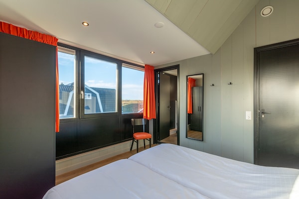Foto van Groepsreisje Callantsoog | Strand - Vakantiehuis in Callantsoog - BedRoom
