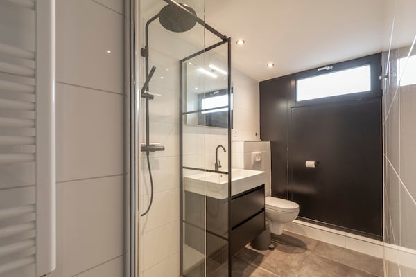 Foto van Groepsreisje Callantsoog | Strand - Vakantiehuis in Callantsoog - BathRoom