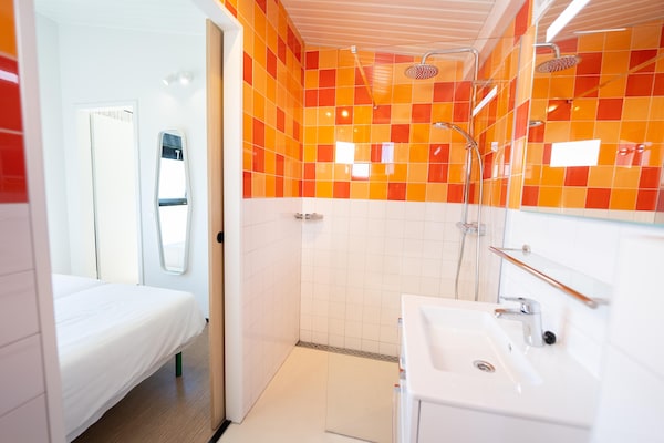Foto van Rolstoelvriendelijke retraite - Vakantiehuis in Callantsoog - BathRoom