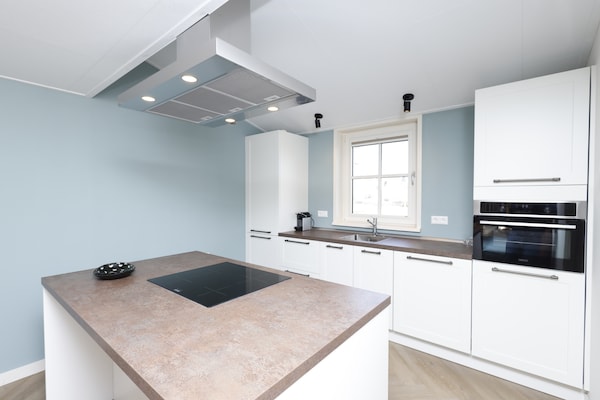 Foto van Villa in Wieringer Park met Tuin - Vakantiehuis in Hippolytushoef - Kitchen