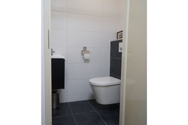 Foto van Bungalow met 3 slaapkamers - Vakantiehuis in De Cocksdorp - Untagged