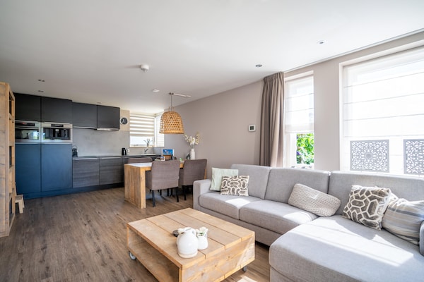 Foto van 2 persoons eilandzicht appartement met sauna - Vakantiehuis in De Koog - LivingRoom