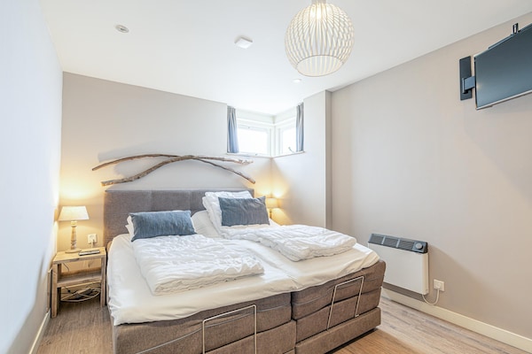 Foto van 2 persoons eilandzicht appartement met sauna - Vakantiehuis in De Koog - BedRoom