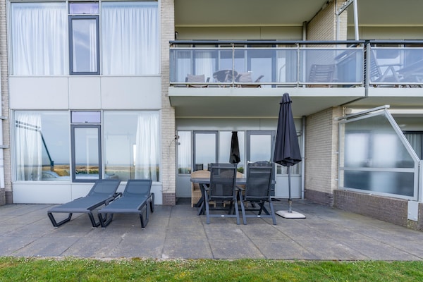 Foto van 2 persoons zeezicht appartement - Vakantiehuis in De Koog - TerraceBalcony