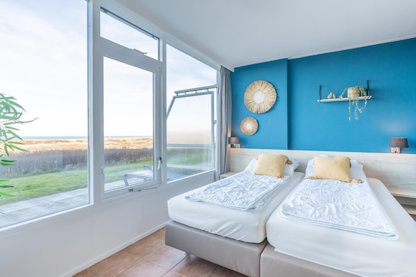 Foto van 2 persoons zeezicht appartement - Vakantiehuis in De Koog - BedRoom