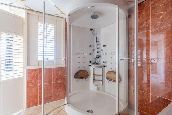 Foto van 2 persoons zeezicht appartement - Vakantiehuis in De Koog - BathRoom