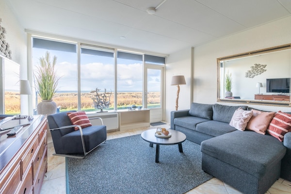Foto van 2 persoons zeezicht appartement - Vakantiehuis in De Koog - LivingRoom