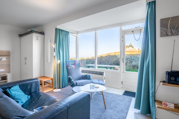 Foto van 2 persoons eiland-zeezicht studio-appartement - Vakantiehuis in De Koog - LivingRoom