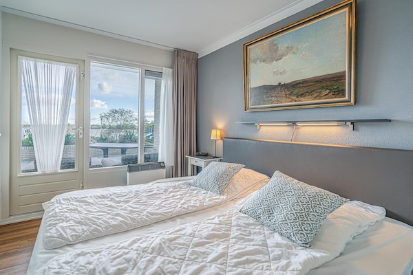 Foto van 2 persoons eilandzicht appartement - Vakantiehuis in De Koog - BedRoom