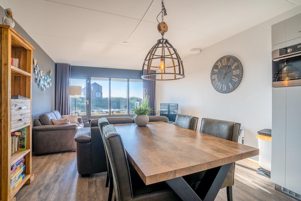 Foto van 4 Persoons appartement met eiland-zeezicht - Vakantiehuis in De Koog - LivingRoom