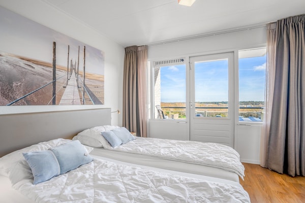 Foto van 2 Persoons appartement met eilandzicht - Vakantiehuis in De Koog - BedRoom