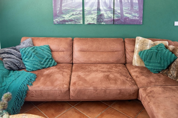 Foto van Hondvriendelijk verblijf met spa - Vakantiehuis in Voorthuizen - LivingRoom